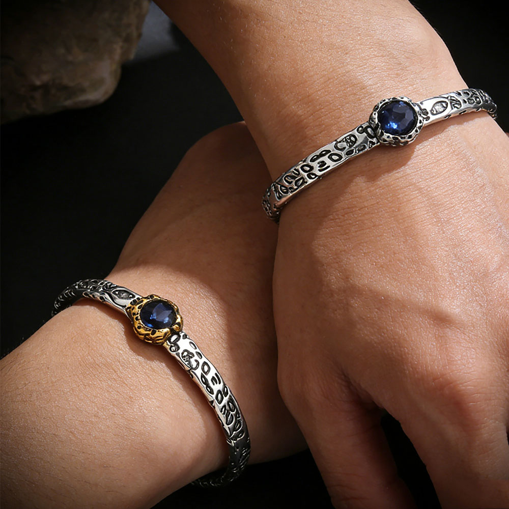 Bracciale Aperto Vintage alla  - Ethnic Fashion Wear For Women recensione e prezzo