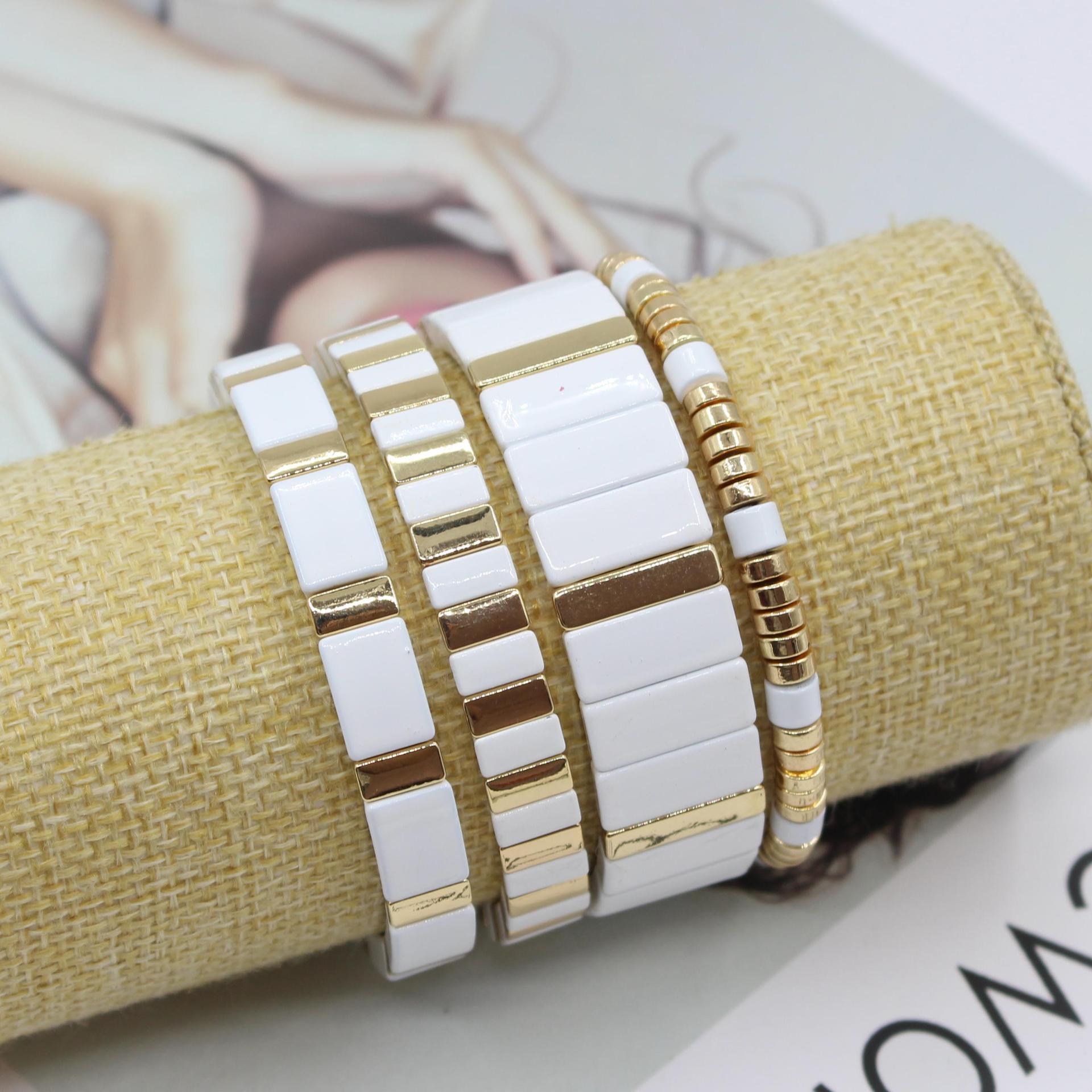 Smalto bohémien bianco freddo  - Ethnic Fashion Model recensione e prezzo
