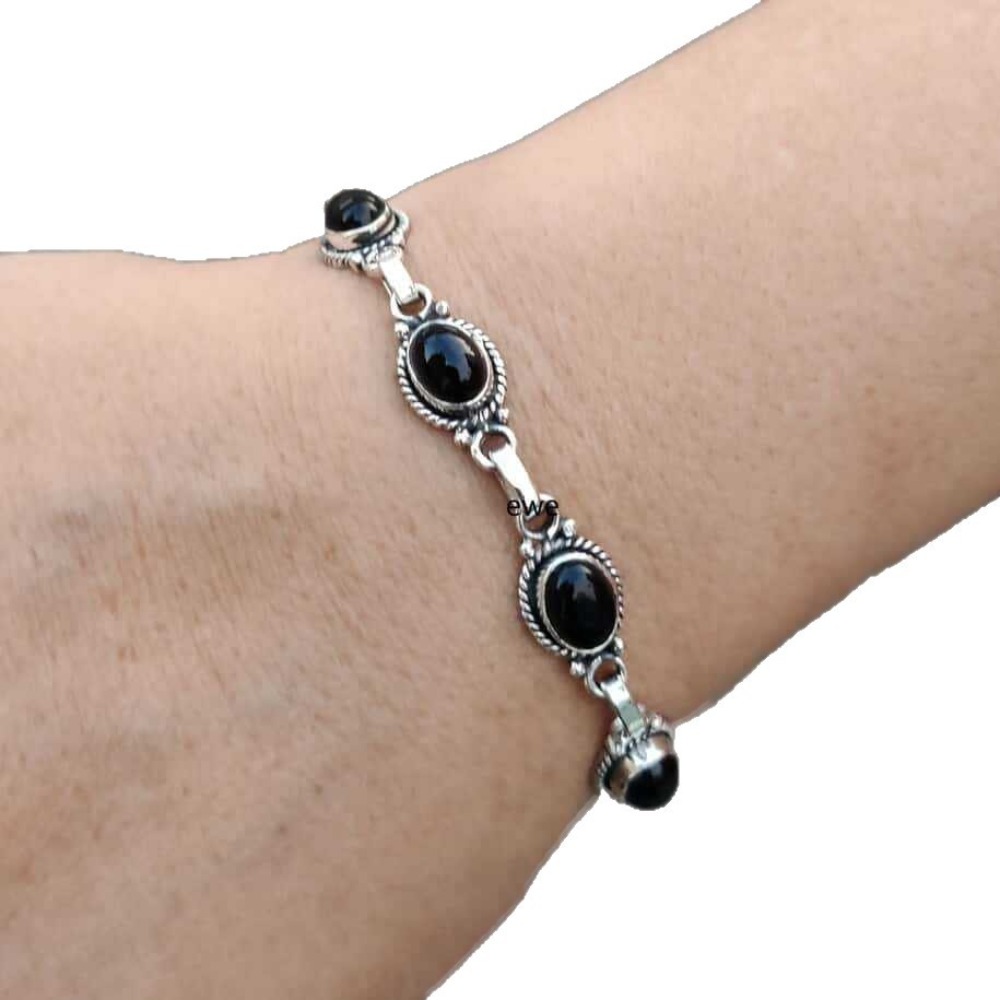 Bracciali Gotici Bohemien in A - Ethnic Fashion Wear For Women recensione e prezzo